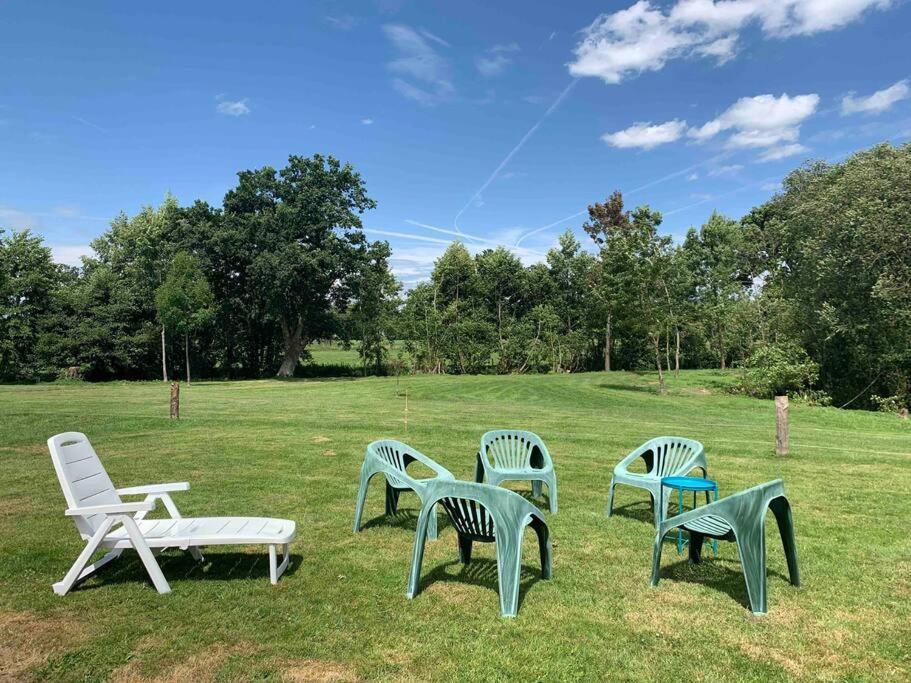 Gite De La Poupardiere, Maison De Campagne En Bordure De Riviere - 2 Nuits Minimum Villa Les Cresnays Kültér fotó